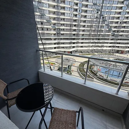 Atmosphere 5 этаж Apartment Odesa